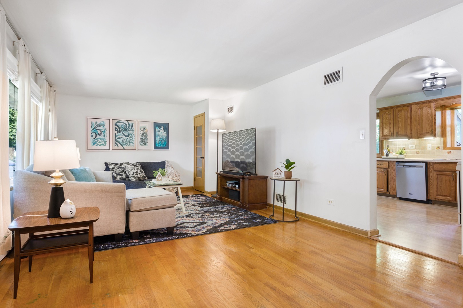 Property Photo:  8625 Washington Avenue  IL 60513 