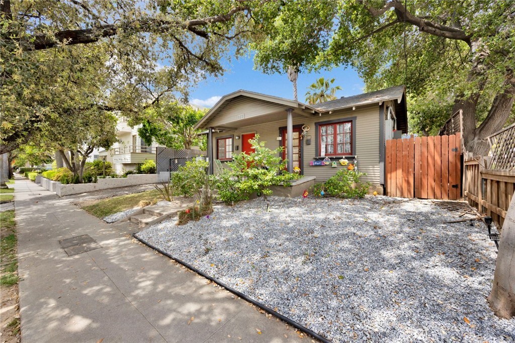 Property Photo: 103 N Catalina Avenue CA 91106