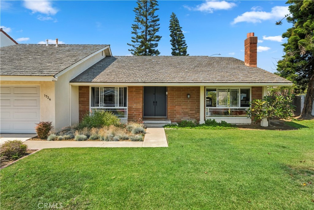 Property Photo: 1724 Port Charles Place CA 92660