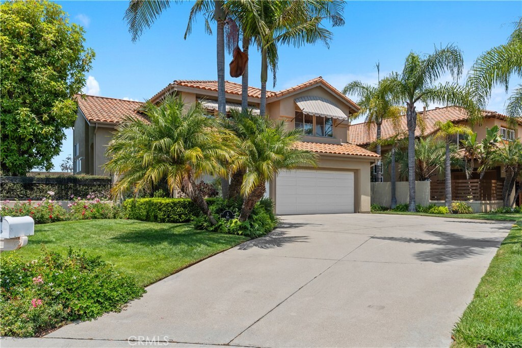 Property Photo:  5 Agia  CA 92677 