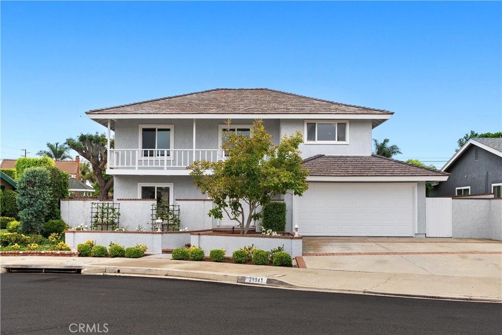 Property Photo:  21941 Oceanview Lane  CA 92646 