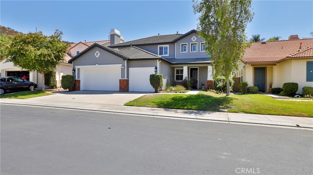 Property Photo: 27775 Bottle Brush Way CA 92562