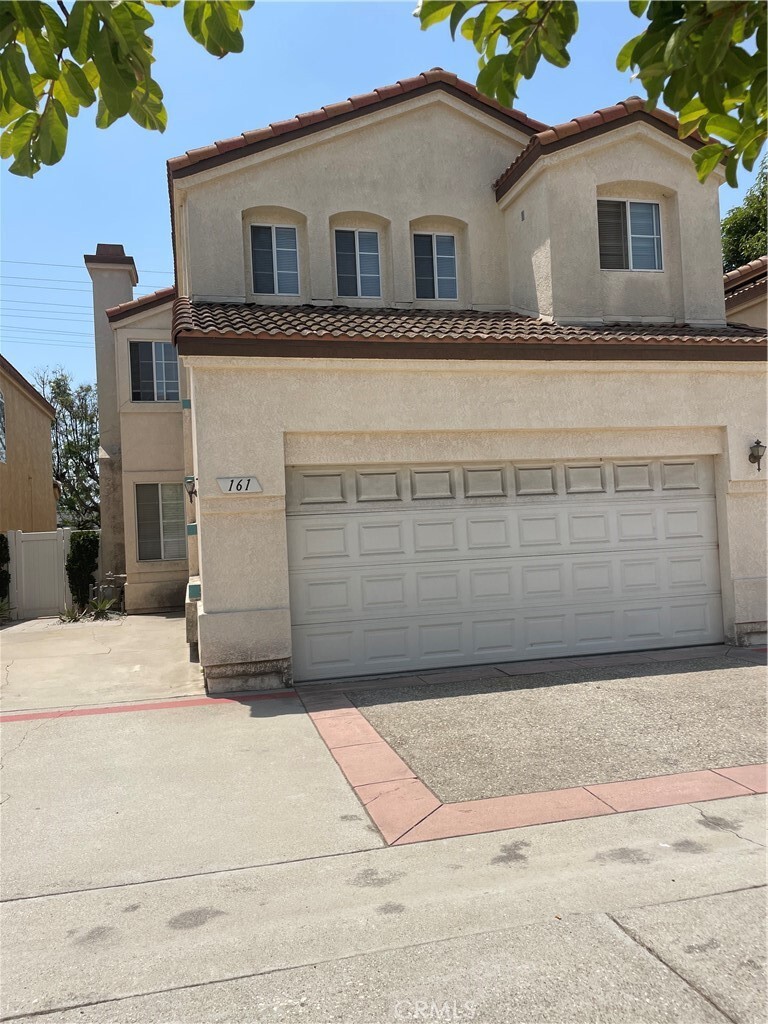 Property Photo:  161 E 220th Street  CA 90745 