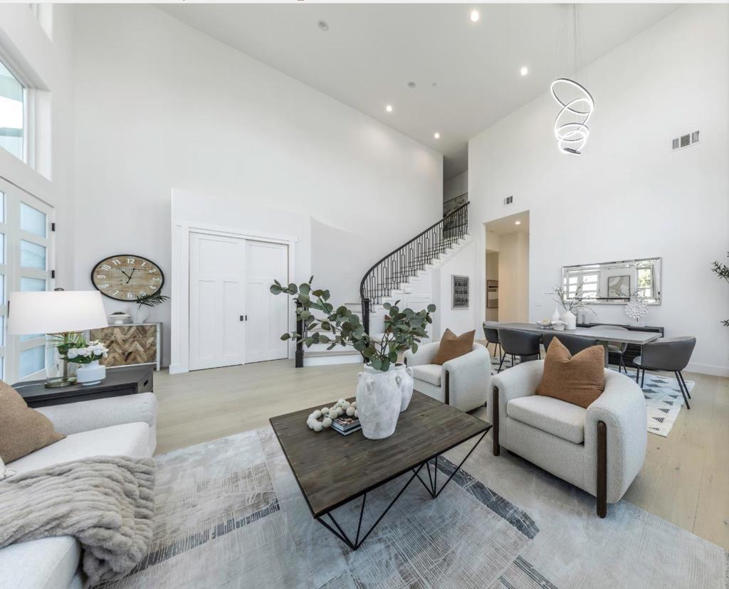Property Photo:  1094 Windsor Street  CA 95129 