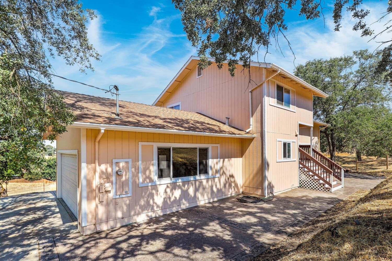 Property Photo: 8296 Hautly Lane CA 95252