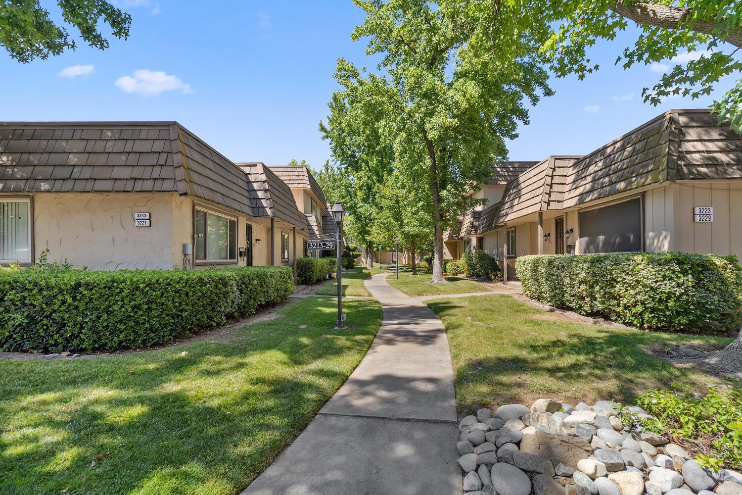 Property Photo: 3217 Casitas Bonito CA 95825