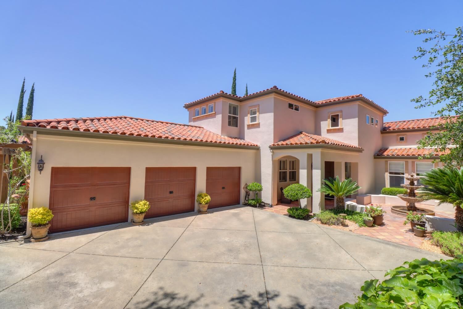Property Photo: 9661 Clos Du Lac Circle CA 95650