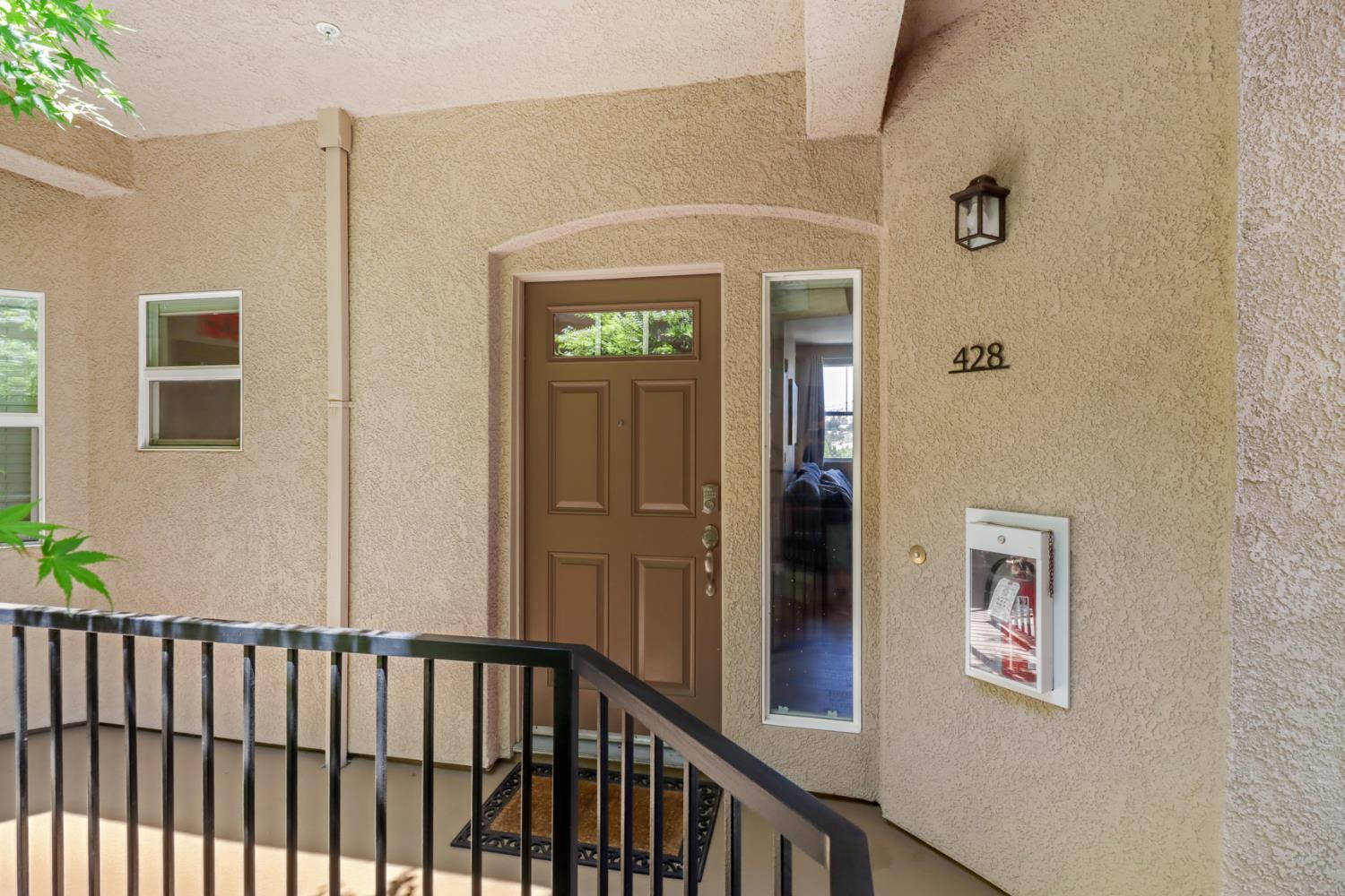 Property Photo: 400 Moon Circle 428 CA 95630