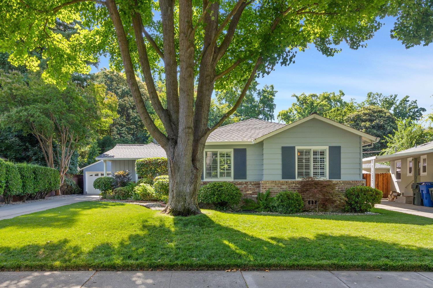 153 Ada Way  Sacramento CA 95819 photo