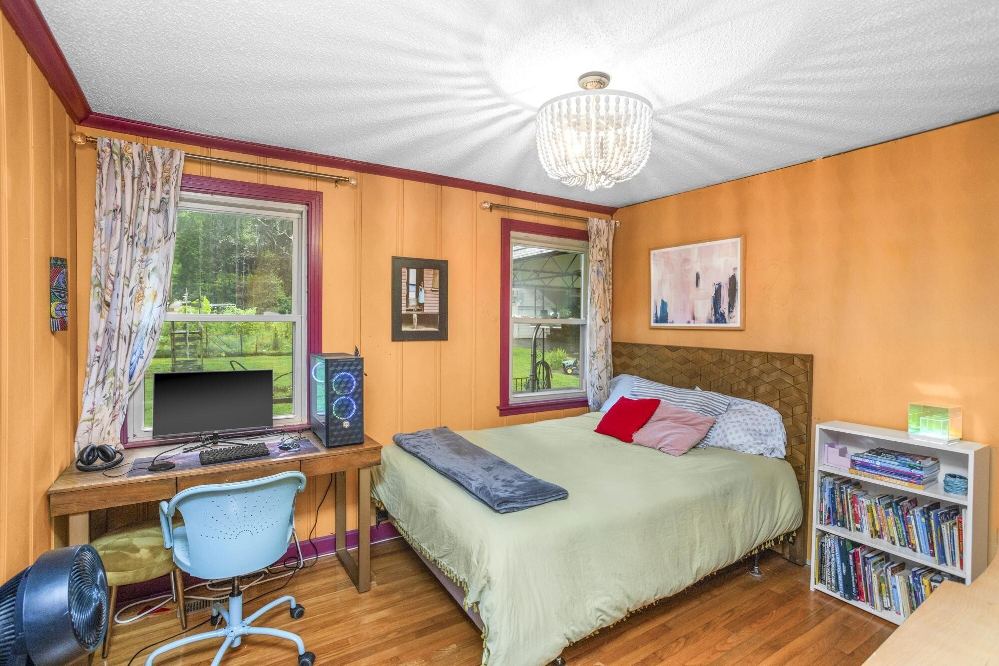 Property Photo: 4117 Saunders Ave TN 37216