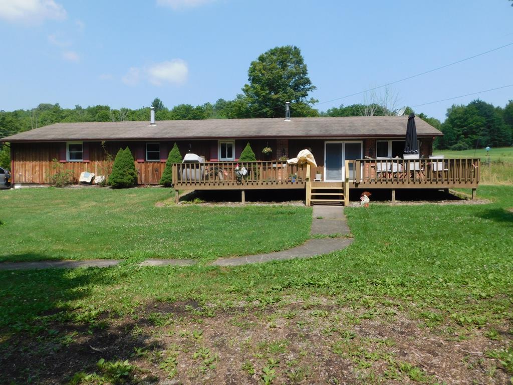 Property Photo:  91 Lakeside Drive  PA 18840 