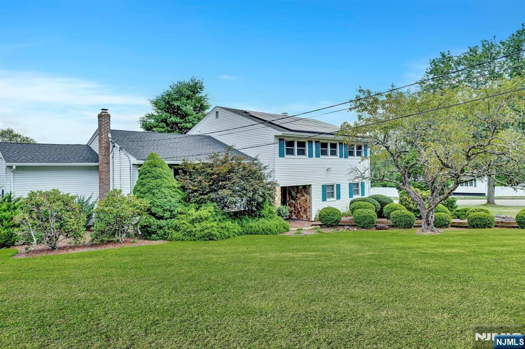 Property Photo: 4 Corvair Place NJ 07470