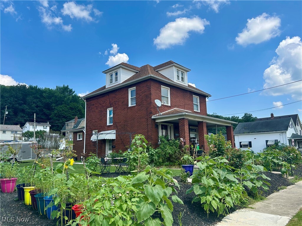 Property Photo: 342 E Liberty Street OH 44436