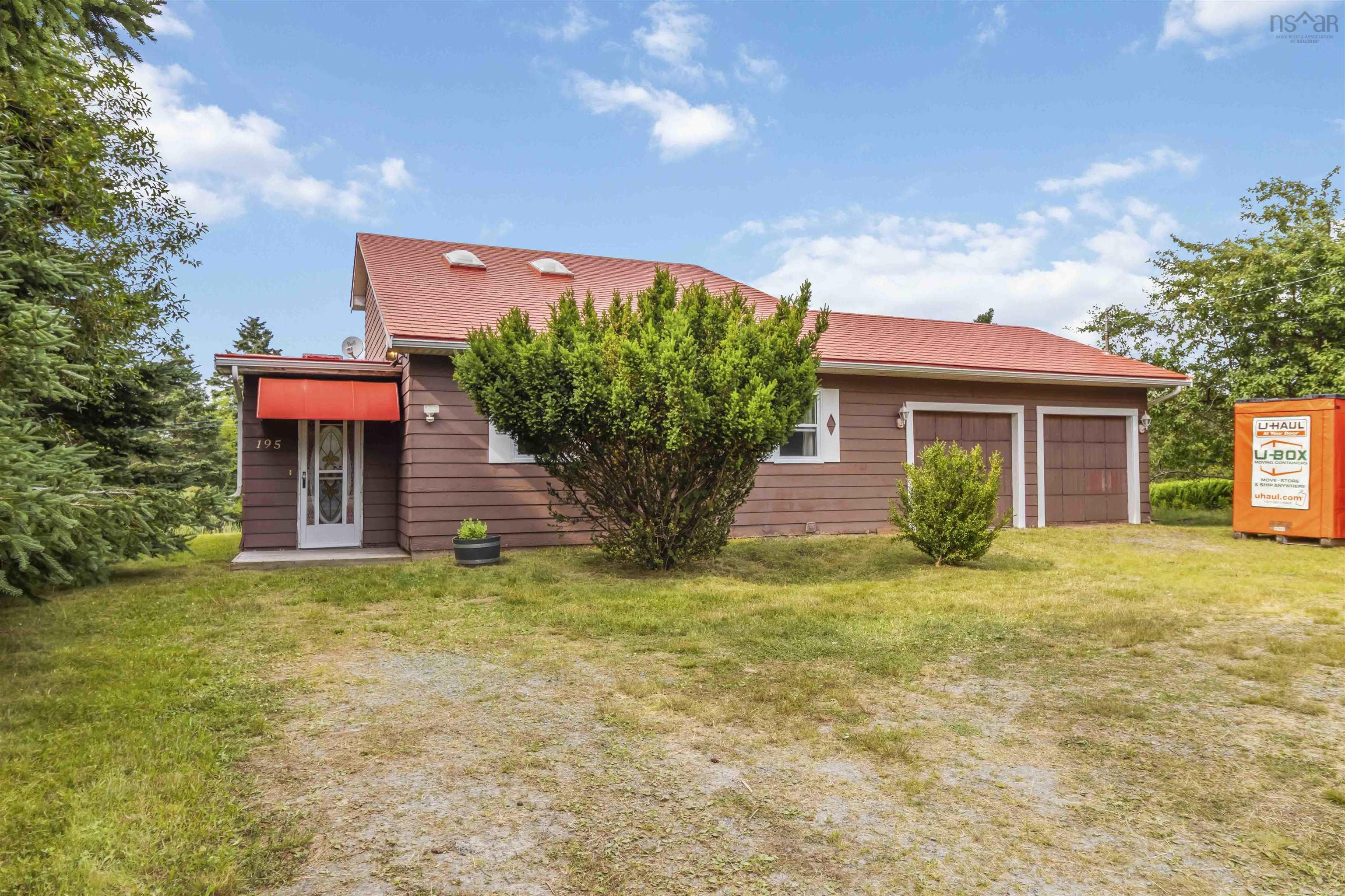 Property Photo: 195 Bellefontaine Road NS B3E 1K7