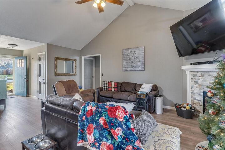 Property Photo:  803 Jon Drive  AR 72712 