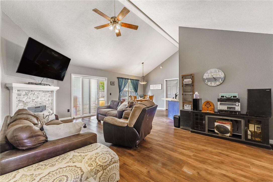 Property Photo:  803 Jon Drive  AR 72712 