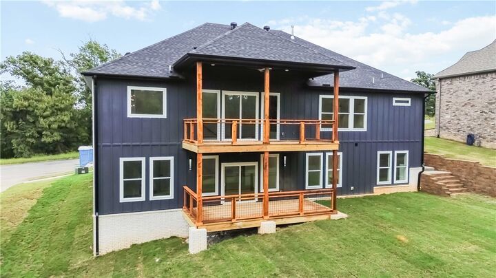 Property Photo:  1905 NE Frost Drive  AR 72712 