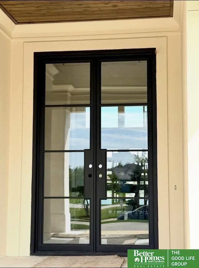 Property Photo: 25016 Emile Circle NE 68069