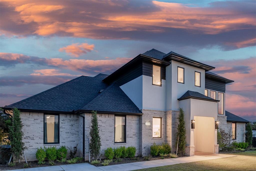 Property Photo: 6320 Buena Vista Court OK 73078