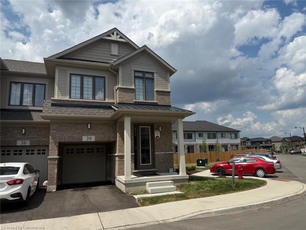 Photo de la propriété:  15 Blacklock Street 39  ON N1S 0E2 