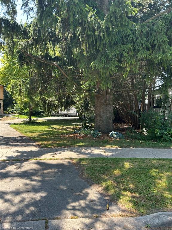 Property Photo:  33 Islington Avenue  ON N1E 1B2 