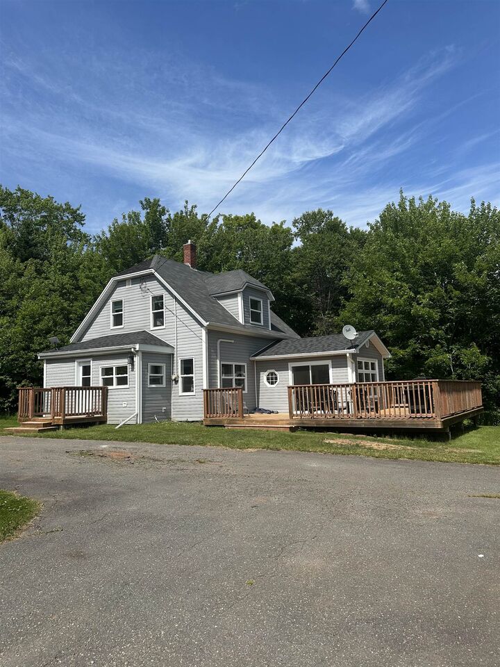 Property Photo: 2369 East Point Road Rte16 PE C0A 2B0