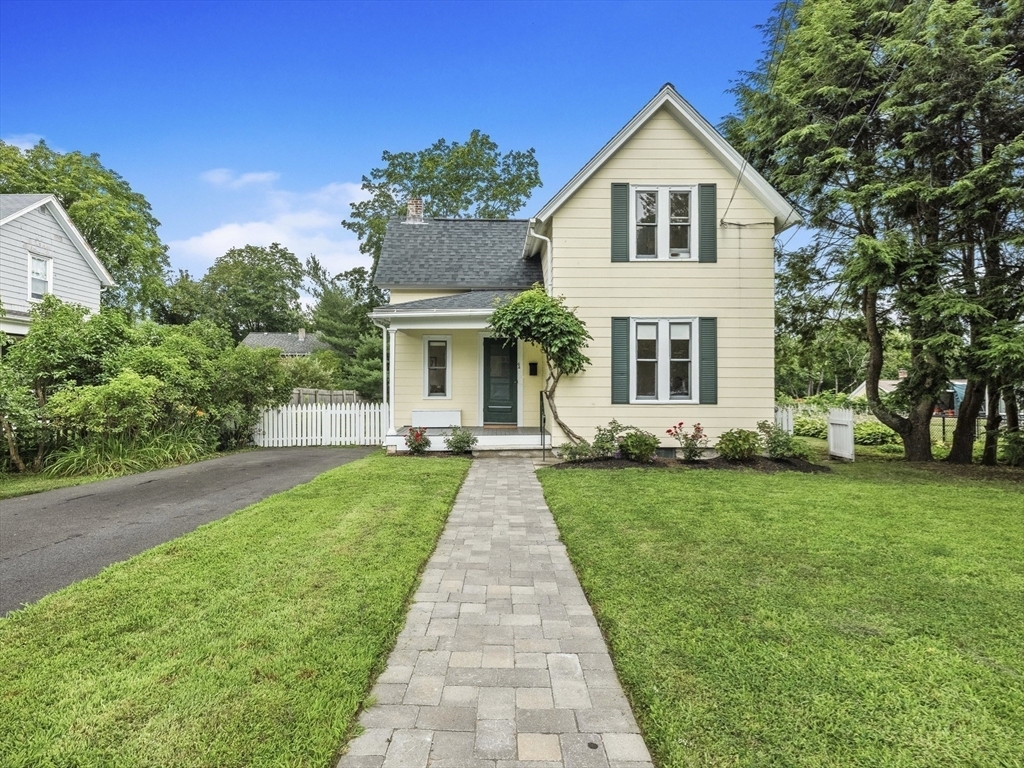 Property Photo: 62 Crest St MA 01742