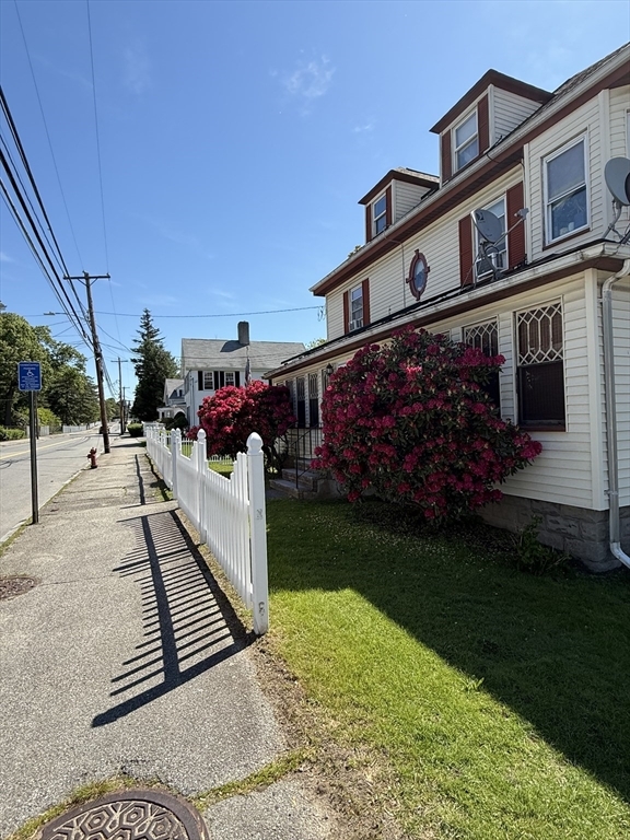 Property Photo:  89 Salem Street  MA 01801 