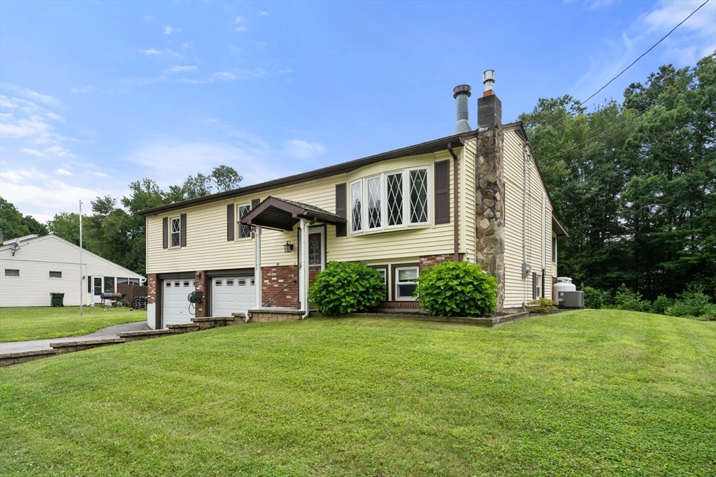 Property Photo: 35 Nancy Dr MA 01570