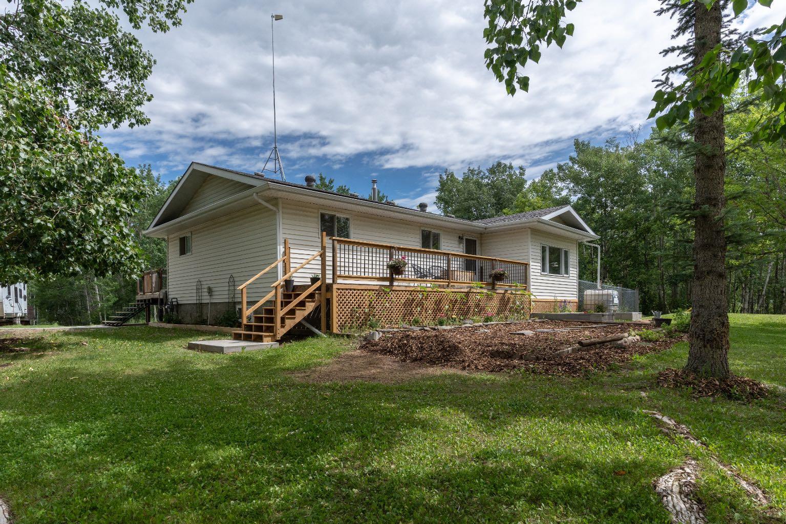 Property Photo: 50103 Rr203 54 AB T0B 4J2