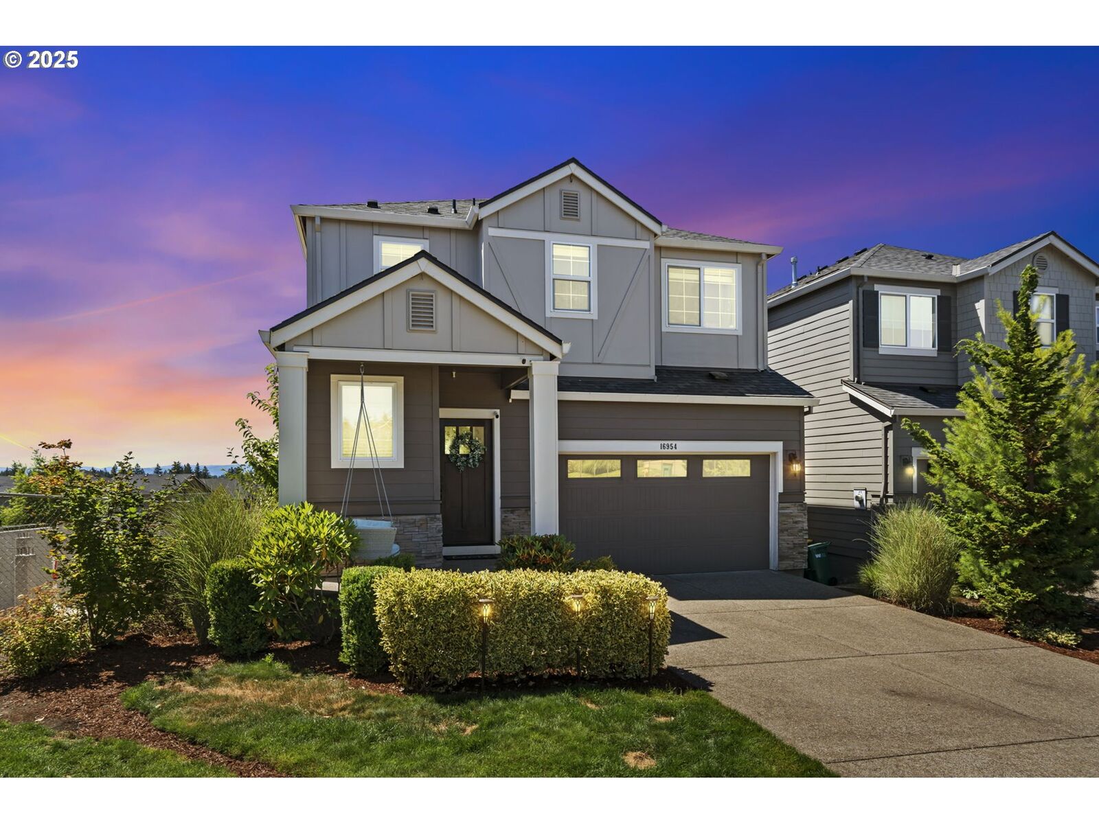 Property Photo:  16954 NW Madrone St  OR 97229 