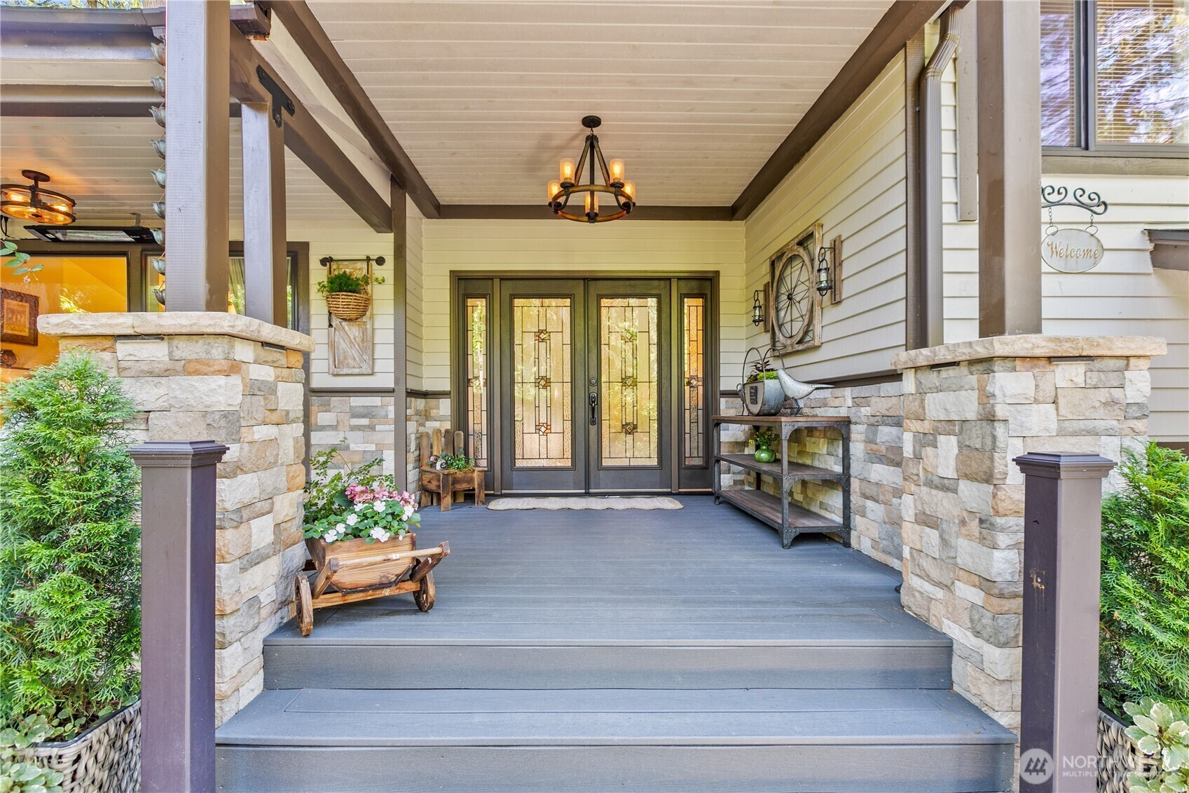 Property Photo: 19505 NE 181st Street WA 98072