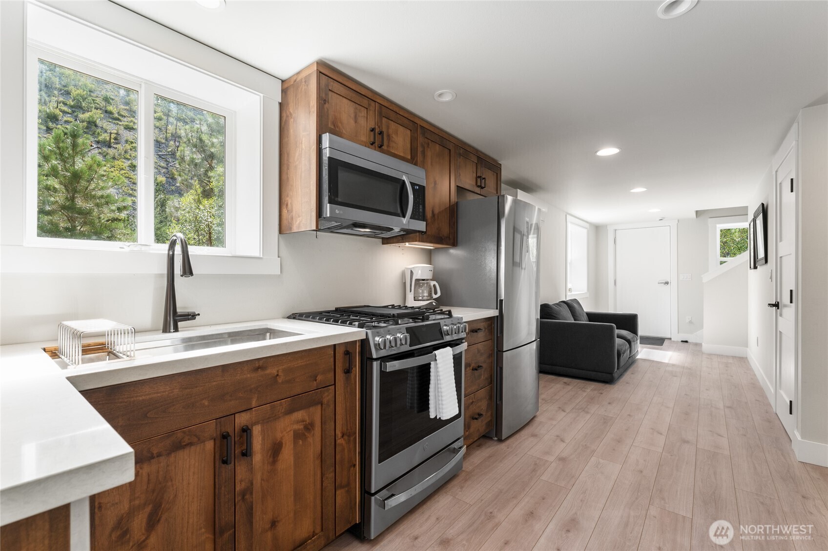 Property Photo: 13536 Entiat River Road WA 98822