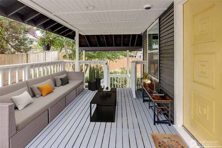 Property Photo: 7811 Grant Drive B WA 98203