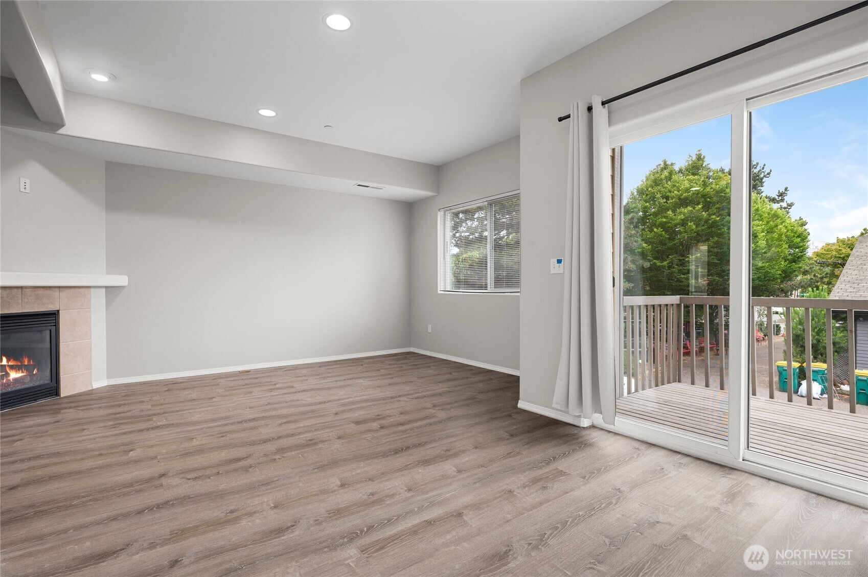 Property Photo: 8077 165th Lane NE WA 98052