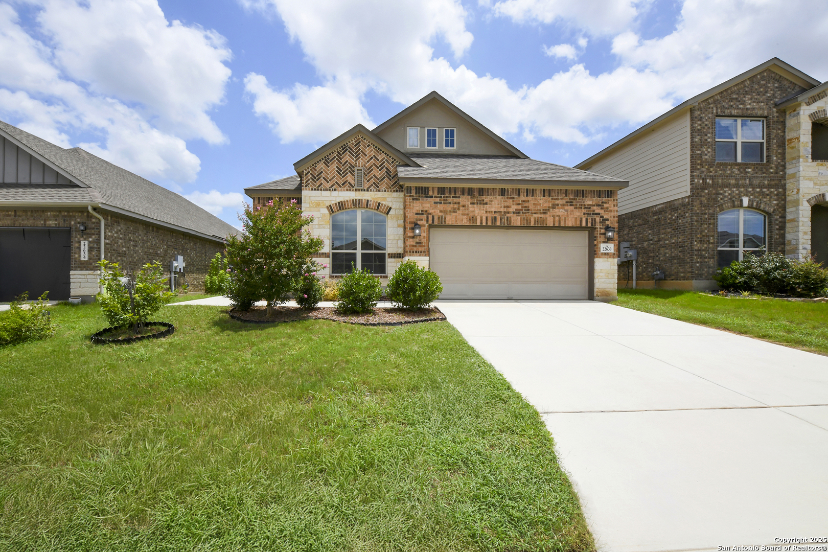 Property Photo: 22630 Carriage Blf TX 78261