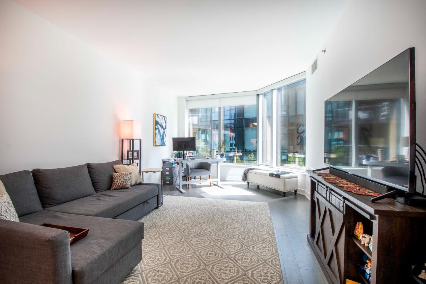 Property Photo: 318 Main Street 5I CA 94105
