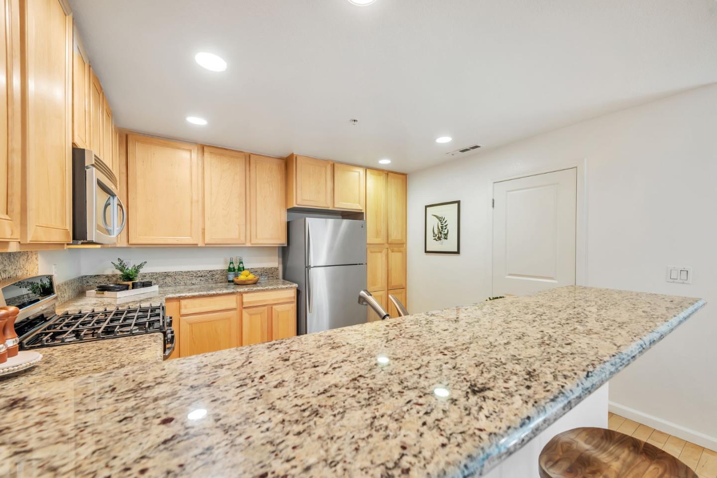 Property Photo: 87 Bassett Street CA 95110