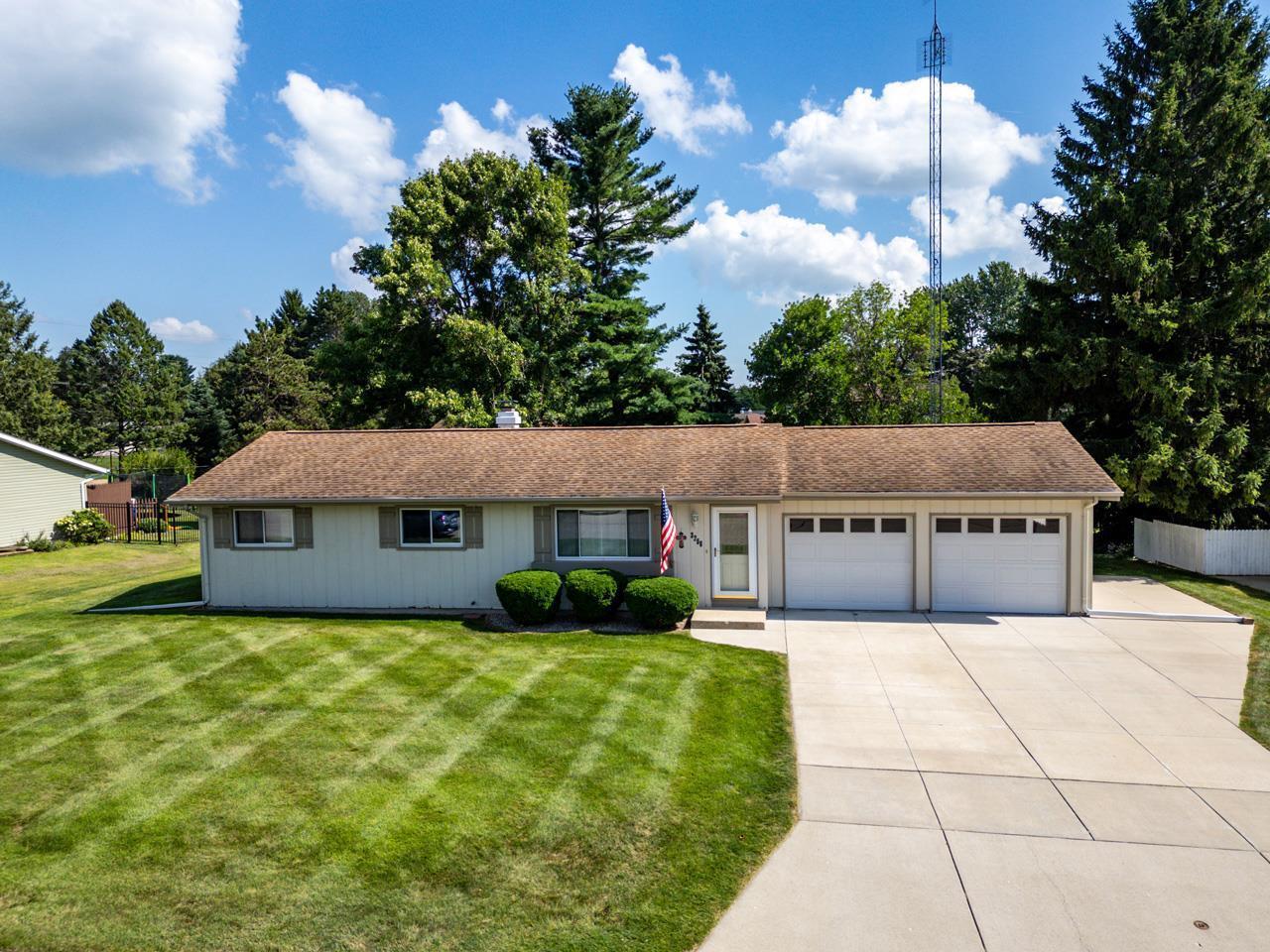 Property Photo: 3256 Hampshire Road WI 53546