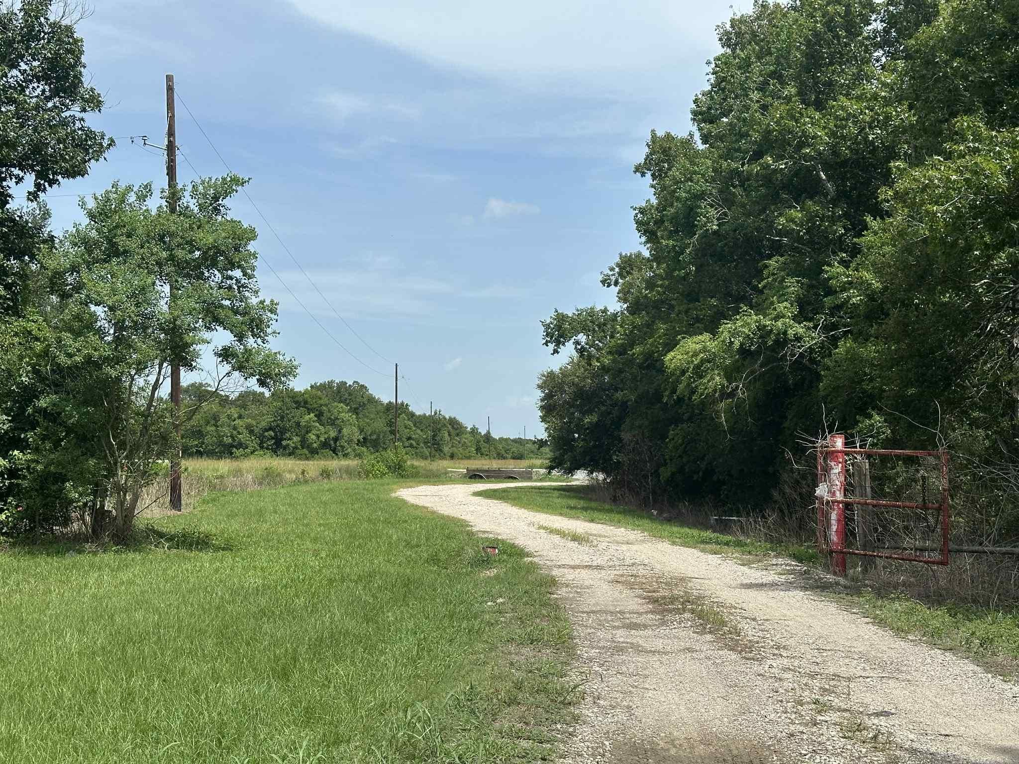 Property Photo: 21216 Highway 73 TX 77762