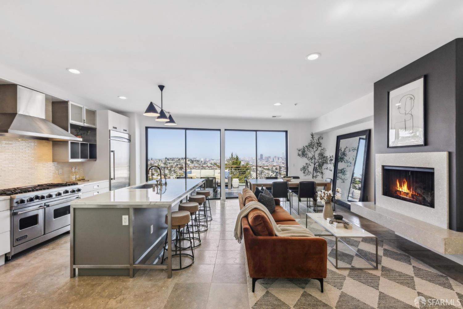Property Photo:  39 Miguel Street  CA 94131 