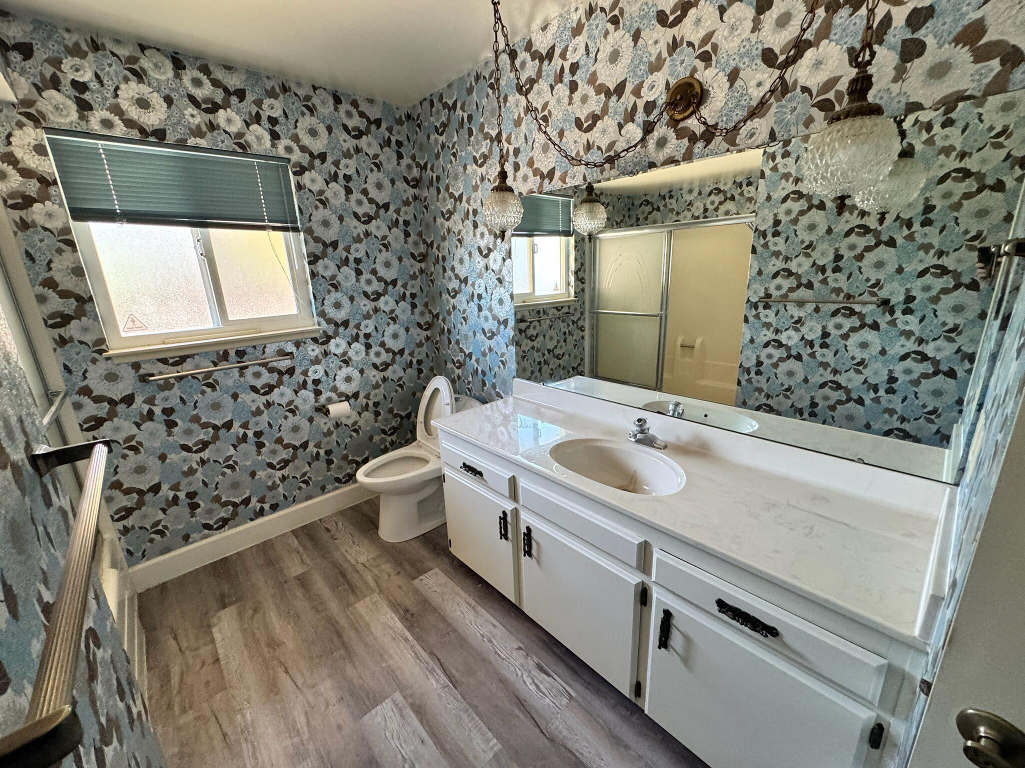 Property Photo: 1905 Riviera Drive CA 96001