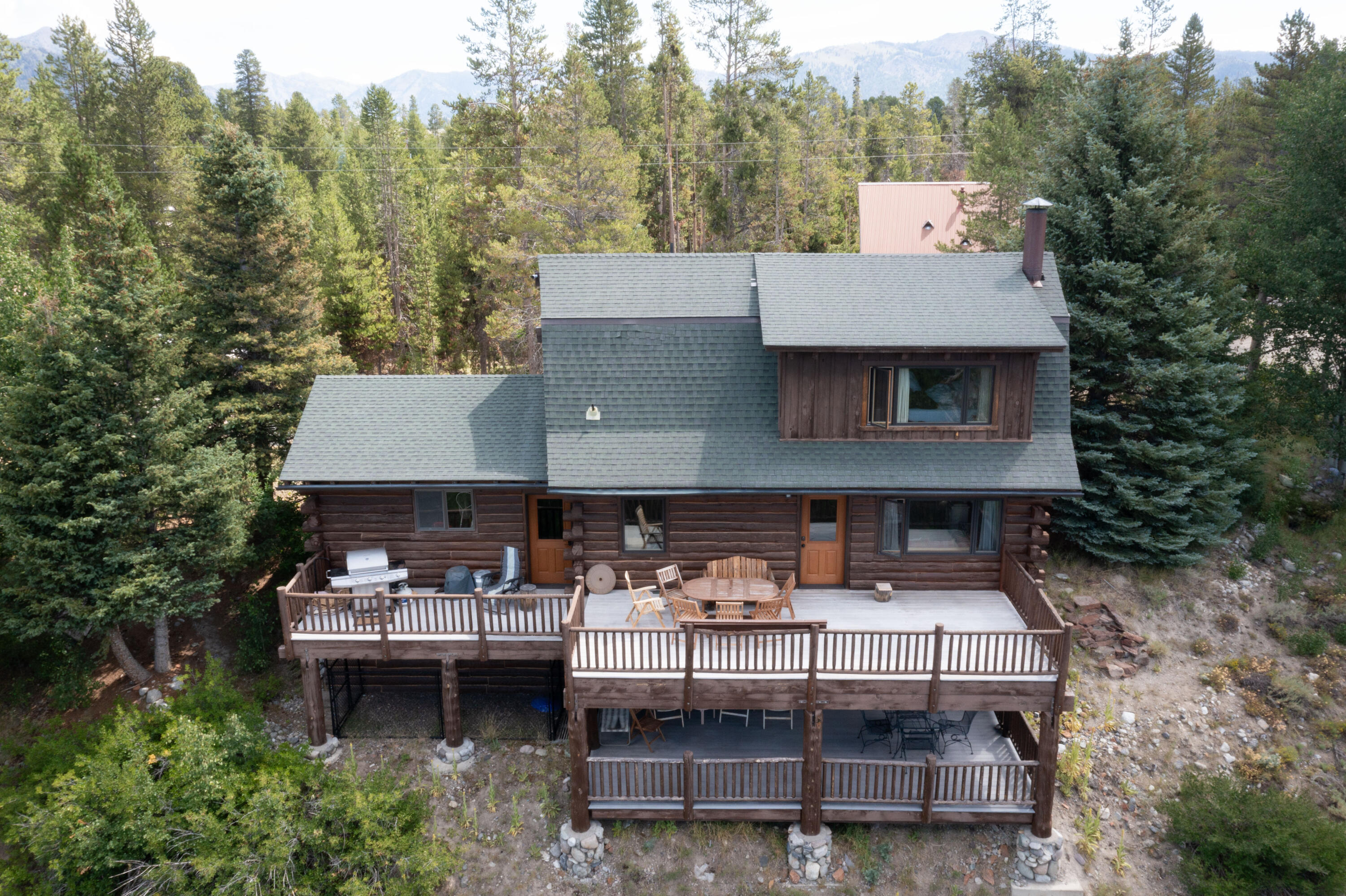 Property Photo: 206 Skyline Dr ID 83340
