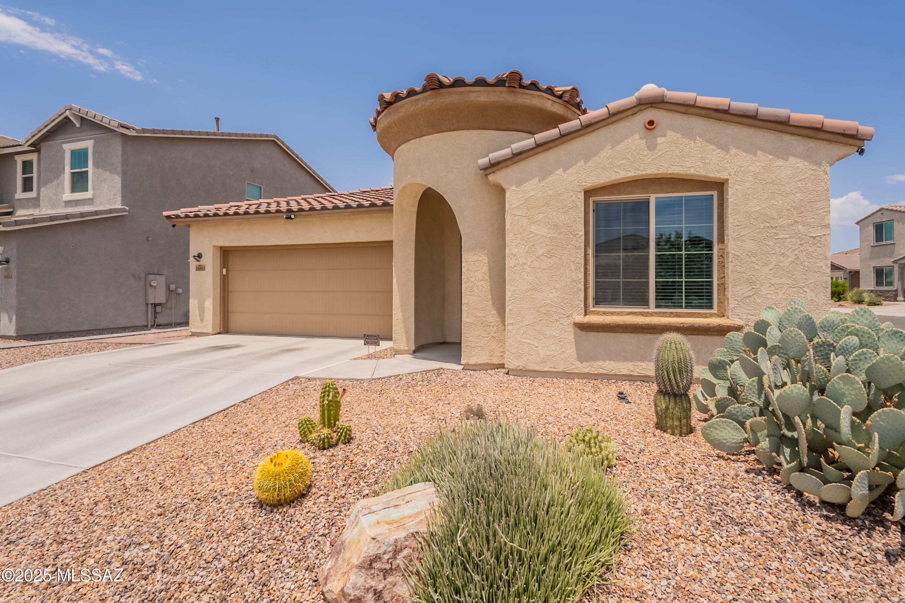 Property Photo:  10065 E Clark Springs Trail  AZ 85747 