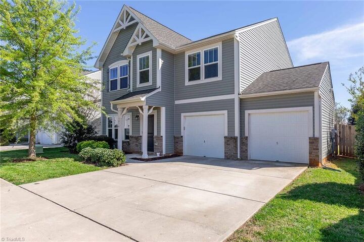Property Photo:  5034 Shorthorn Way  NC 27405 