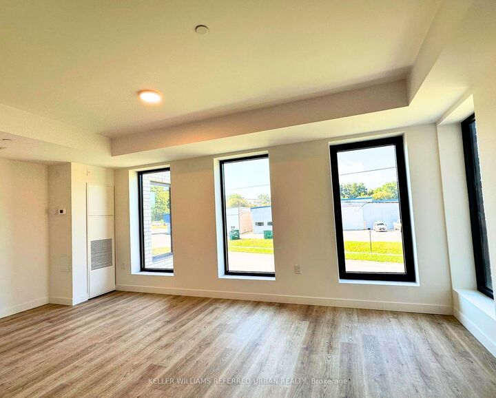 Property Photo:  325 University Avenue W 208  ON K9A 3S9