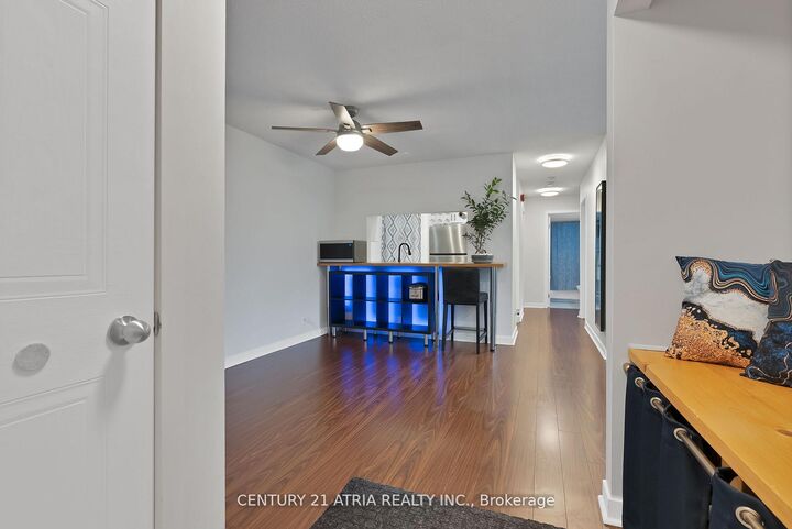 Property Photo: 65 Trailwood Drive 523 ON L4Z 3L1