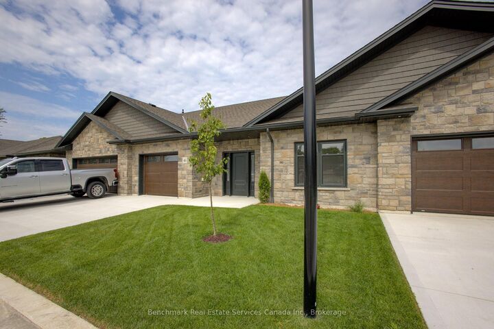 Property Photo:  1182 Queen Street 46  ON N2Z 1G4 