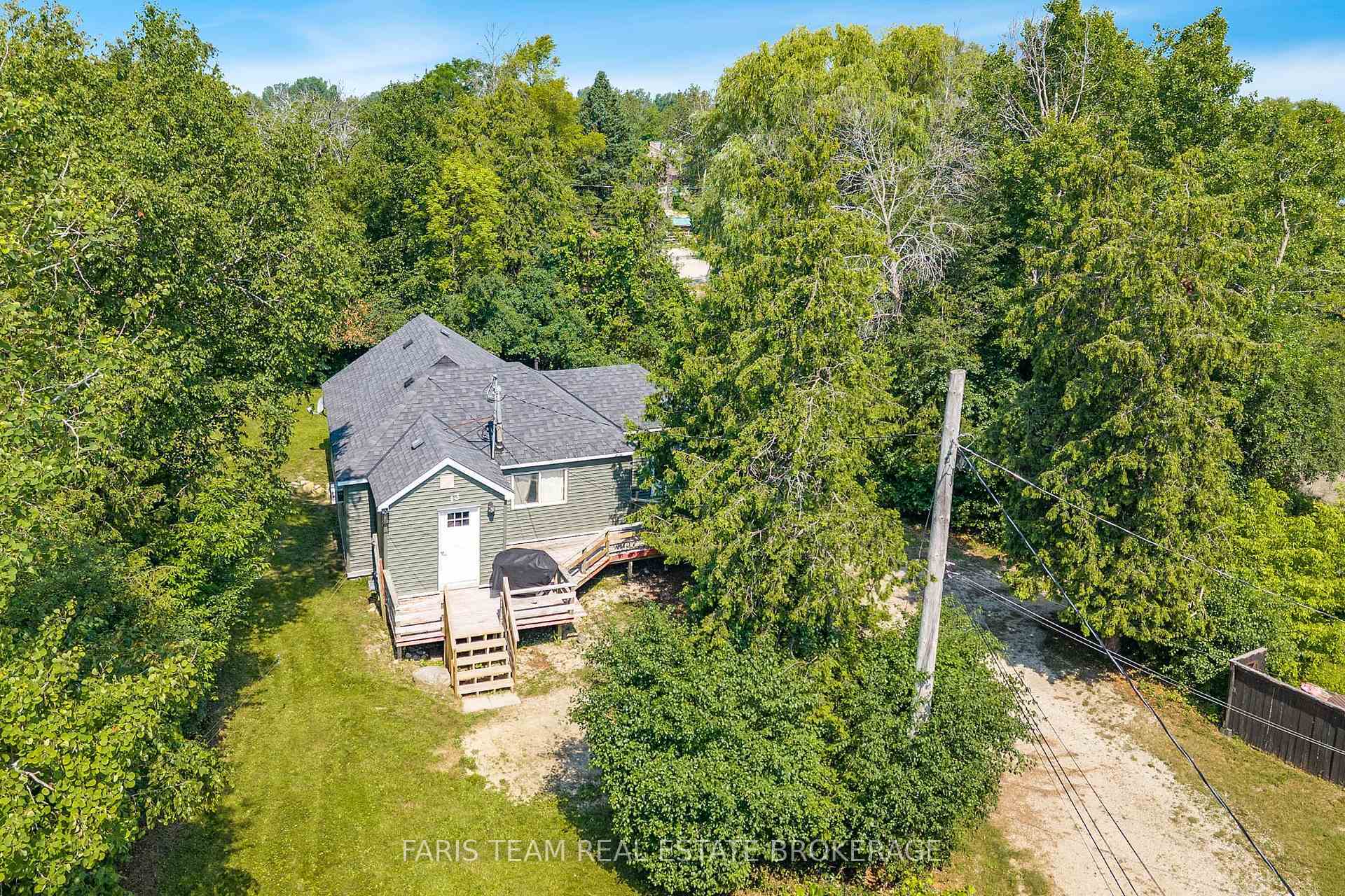 Property Photo:  13 Arthur Street  ON L9Y 3Z1 