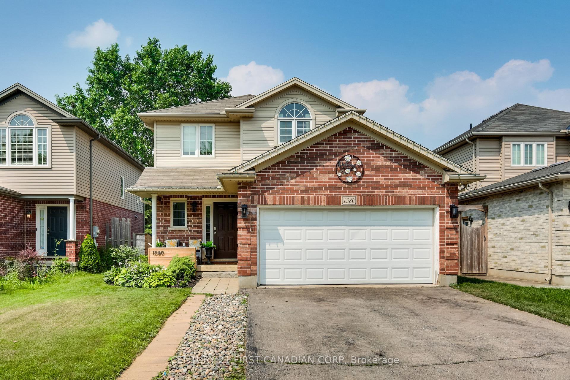 1580 Green Gables Road  London South ON N6M 0A5 photo